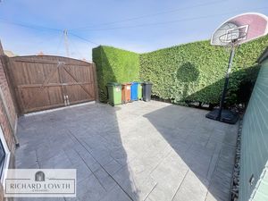 Side Garden- click for photo gallery